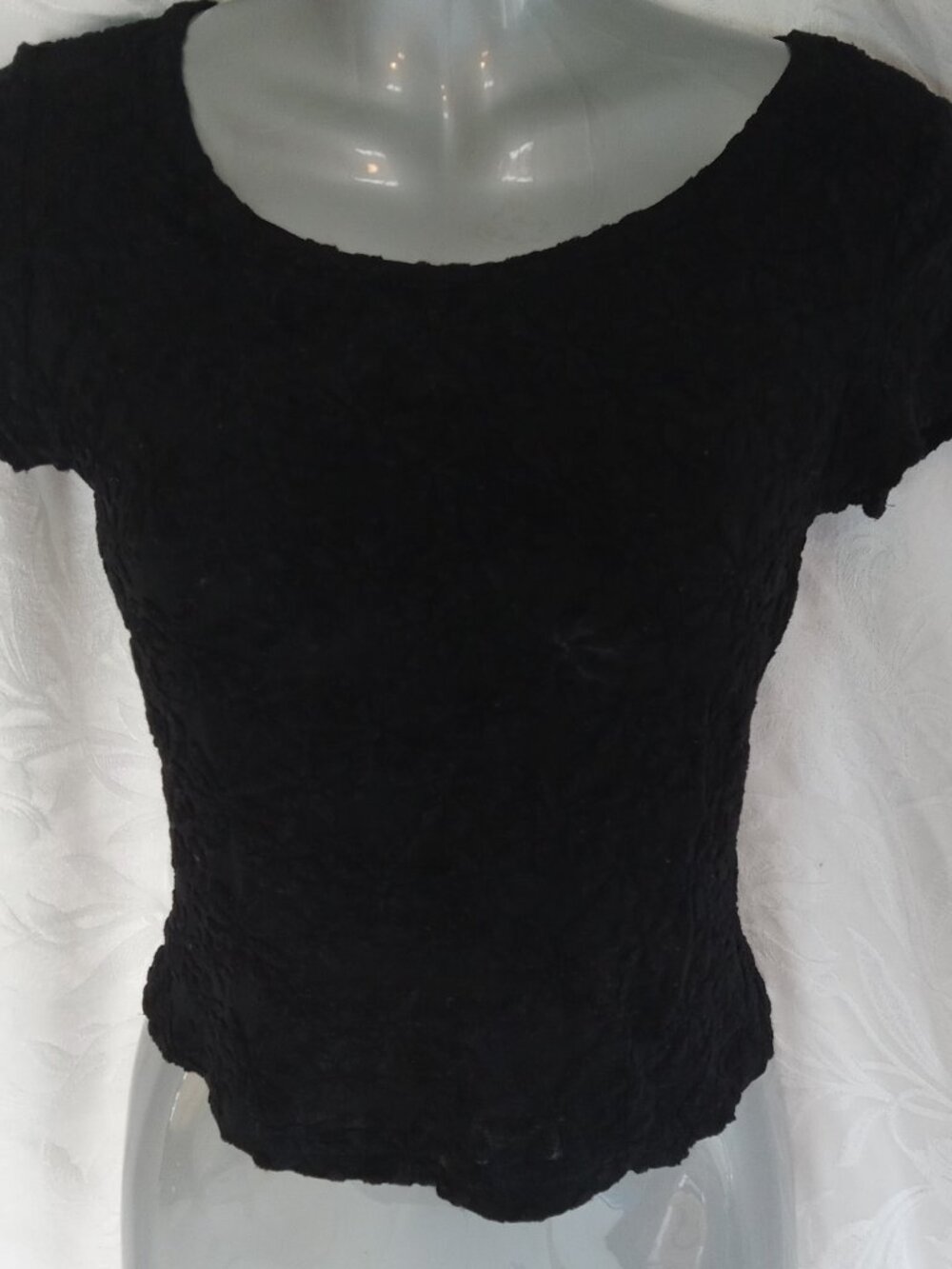 Hi-Sun Made USA Women's Sz S Black Flower Top Shirt Velvet Burnout 1990s Vintage